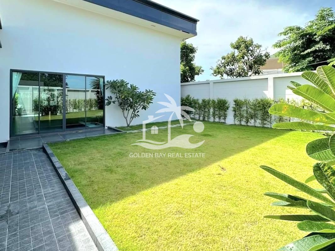 Reservoir Town (Baan Mae 7) – East Pattaya