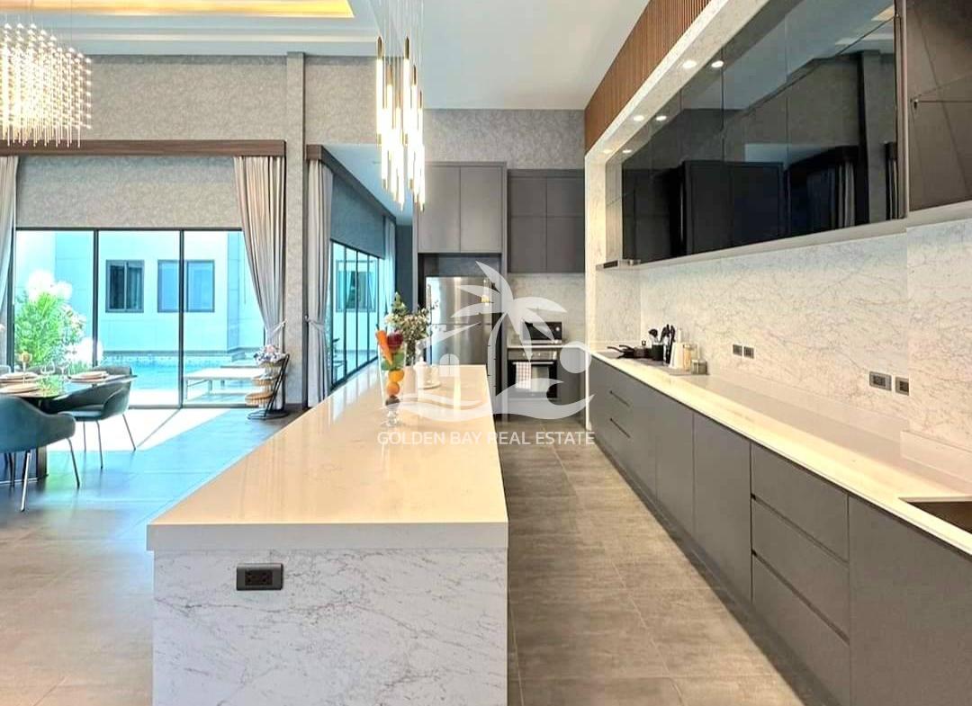 Reservoir Town (Baan Mae 7) – East Pattaya