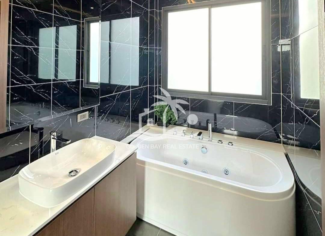 Reservoir Town (Baan Mae 7) – East Pattaya