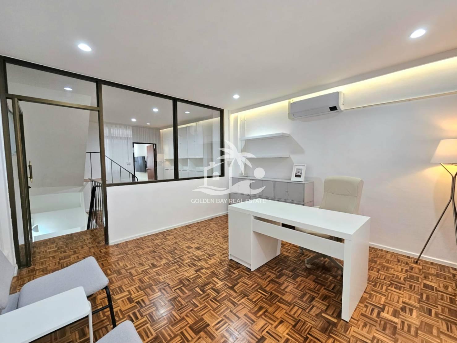 Town House in Soi Naklua 23 – Naklua