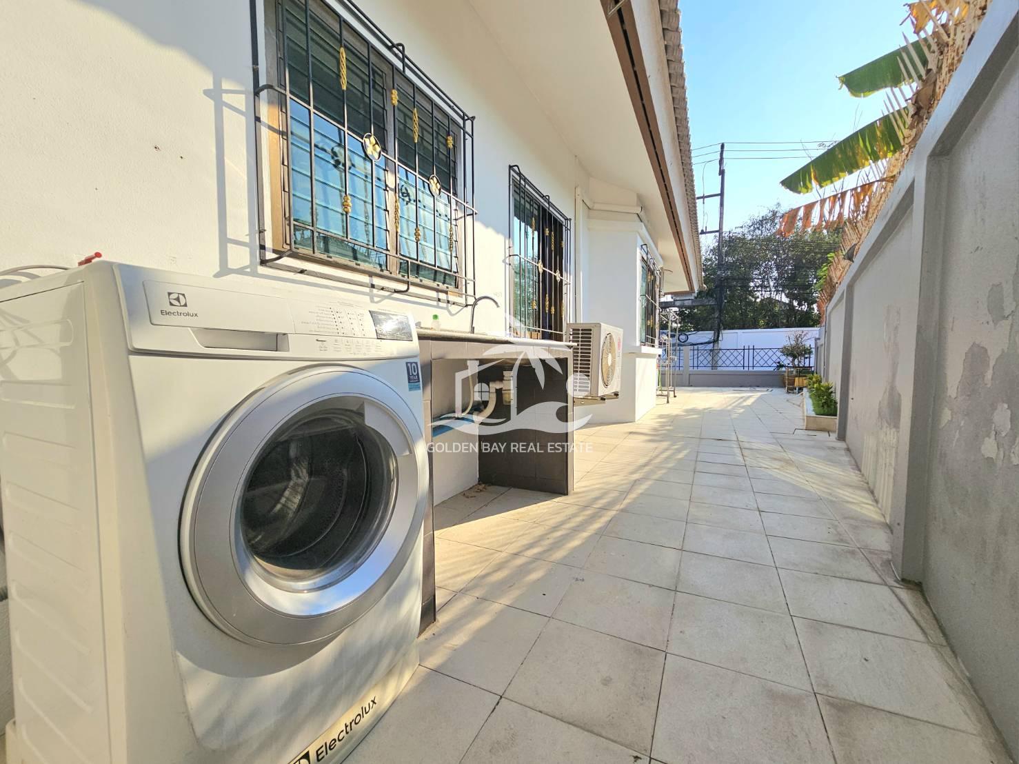 1654526_0 Hill Side Village – East Pattaya