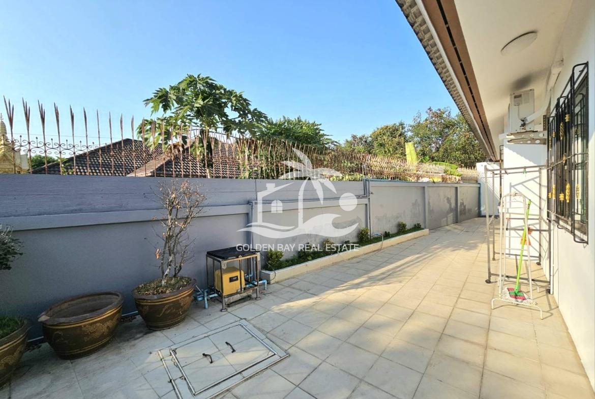 Hill Side Village – East Pattaya
