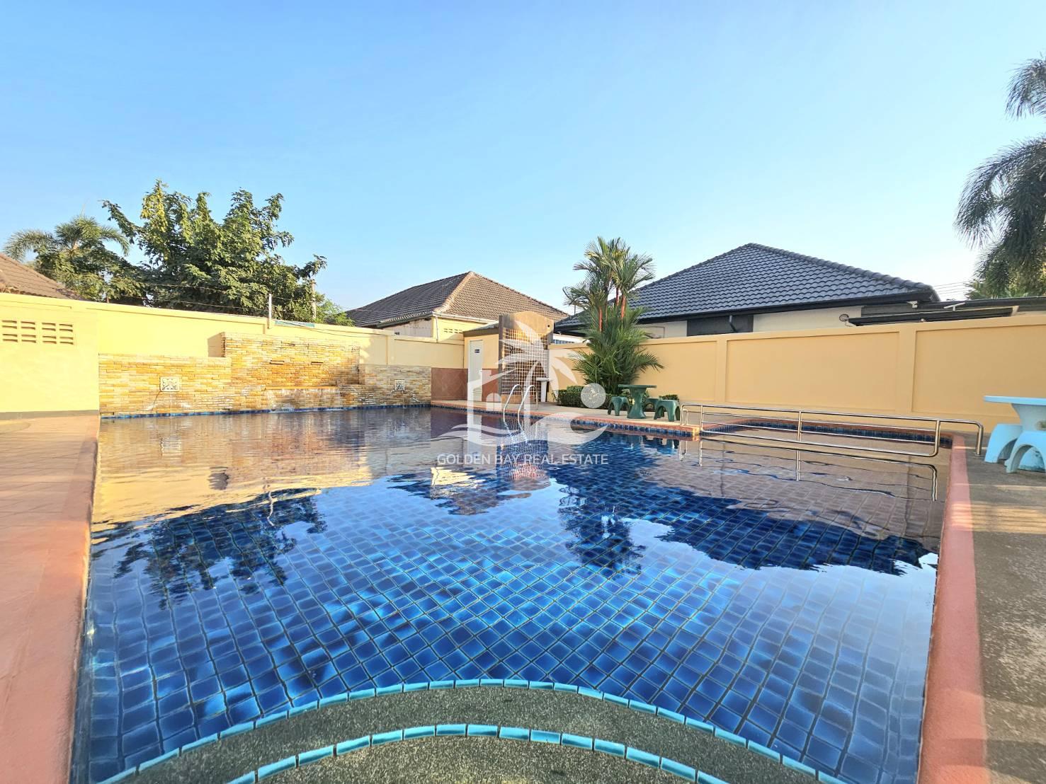 1654549 Hill Side Village – East Pattaya