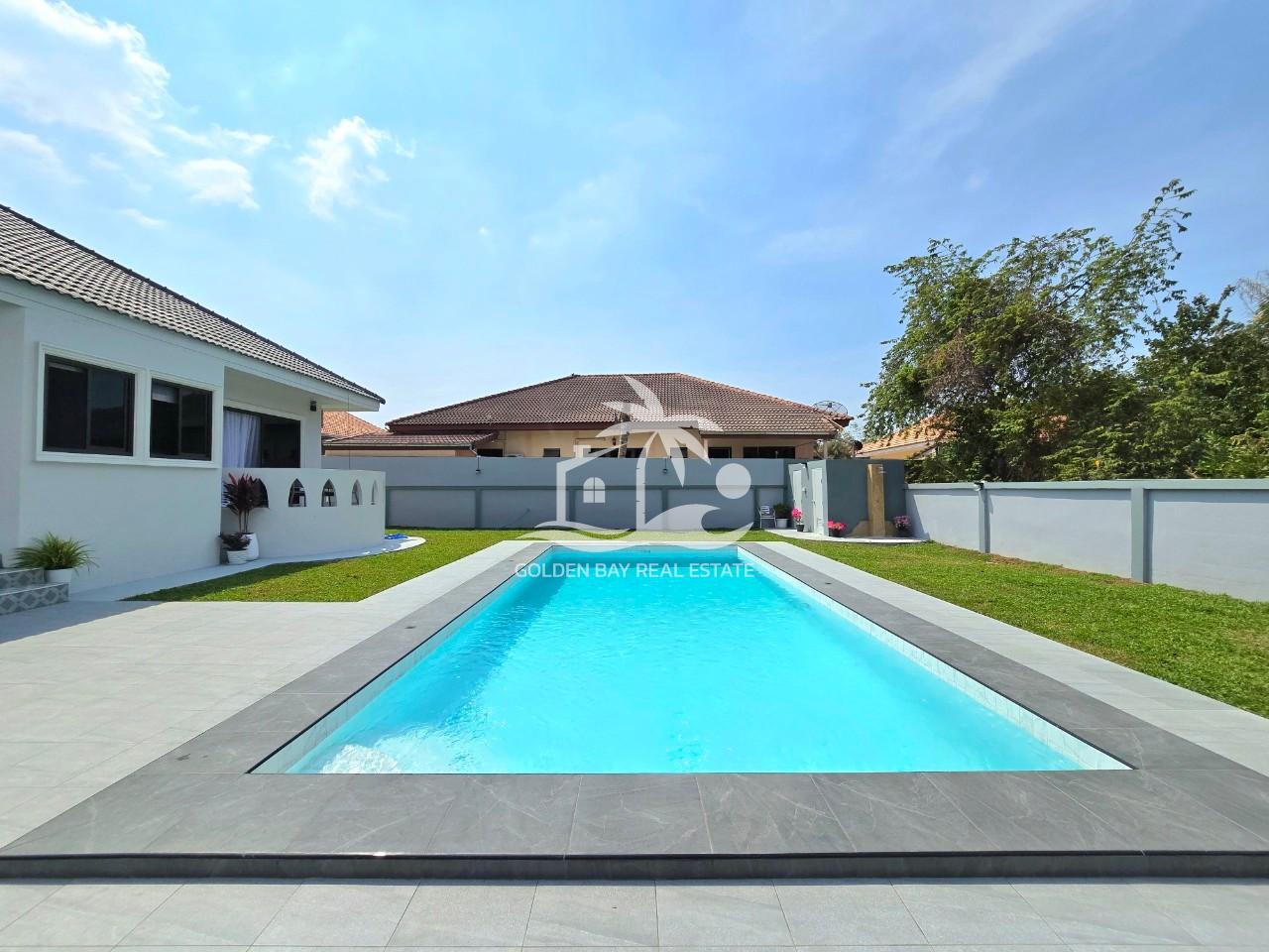 Bang Saray Pool View – Bang Saray