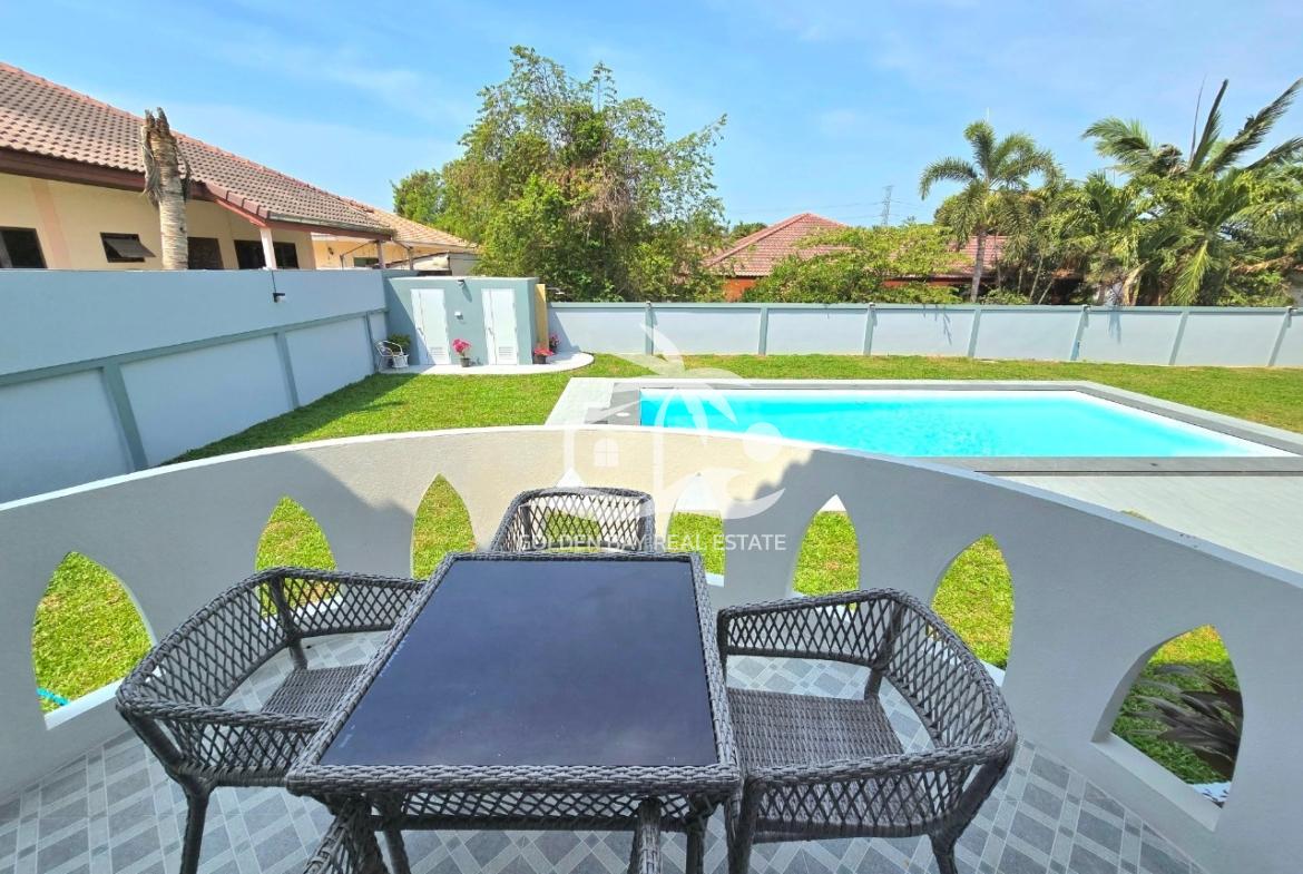 Bang Saray Pool View – Bang Saray