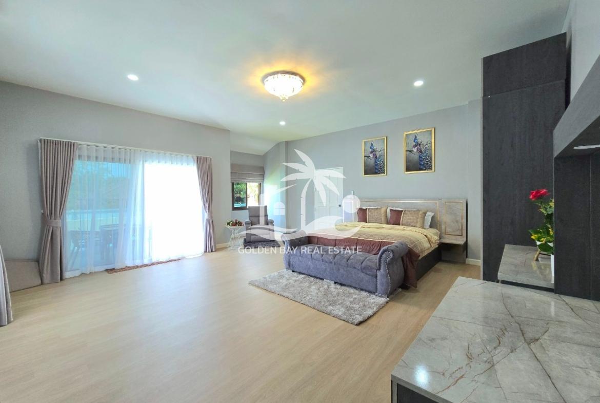 Bang Saray Pool View – Bang Saray
