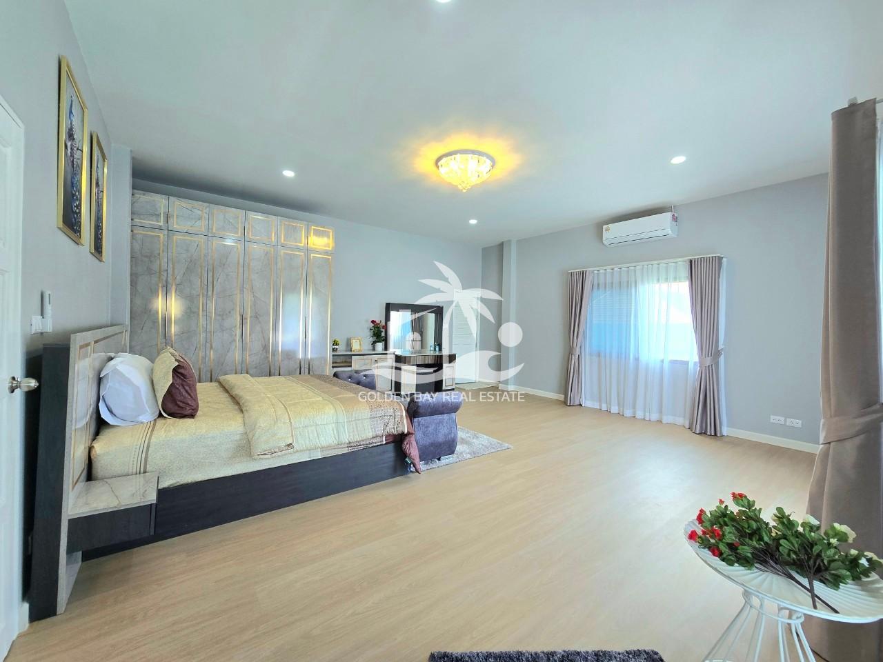 Bang Saray Pool View – Bang Saray