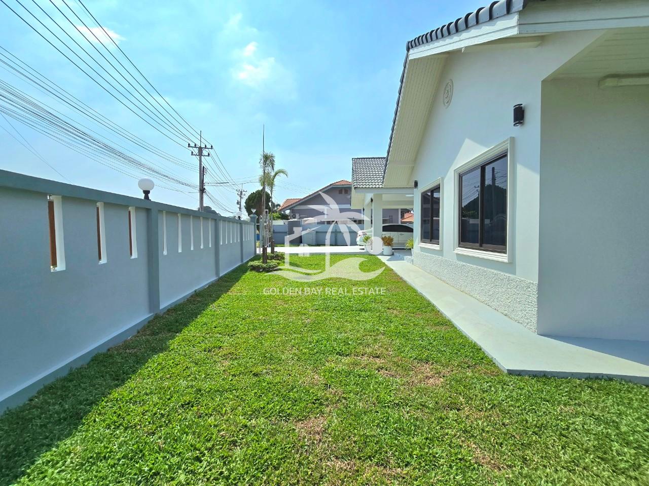 Bang Saray Pool View – Bang Saray