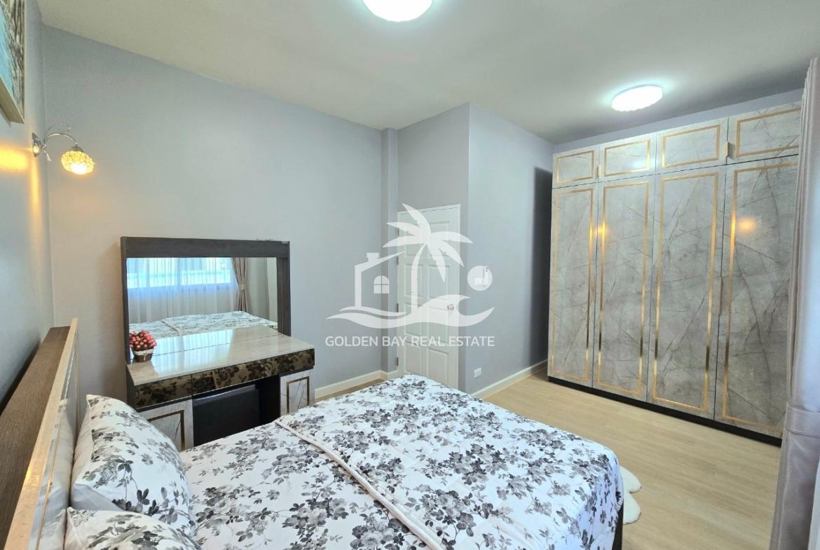 Bang Saray Pool View – Bang Saray