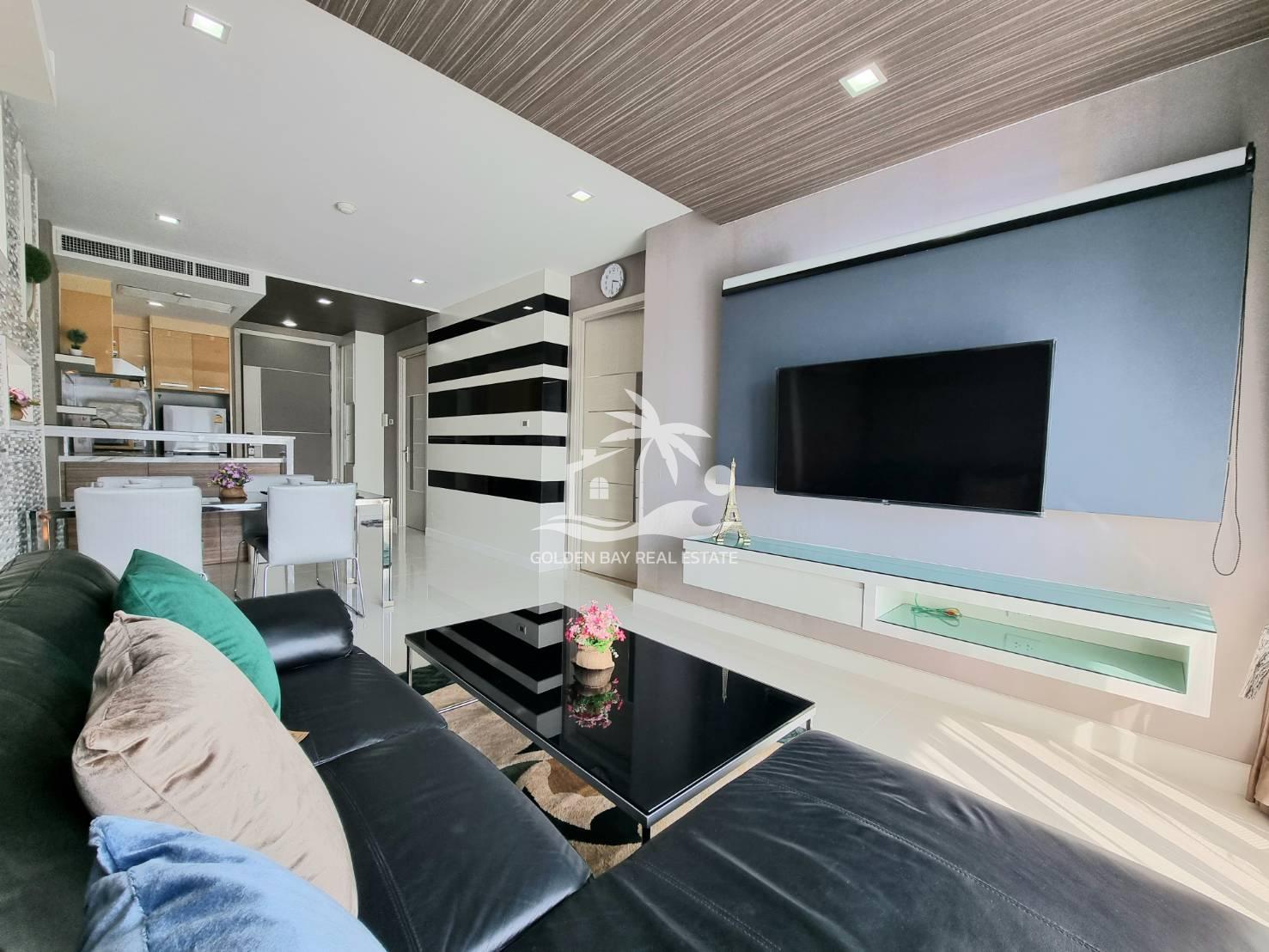 940448_0 Apus – Pattaya City