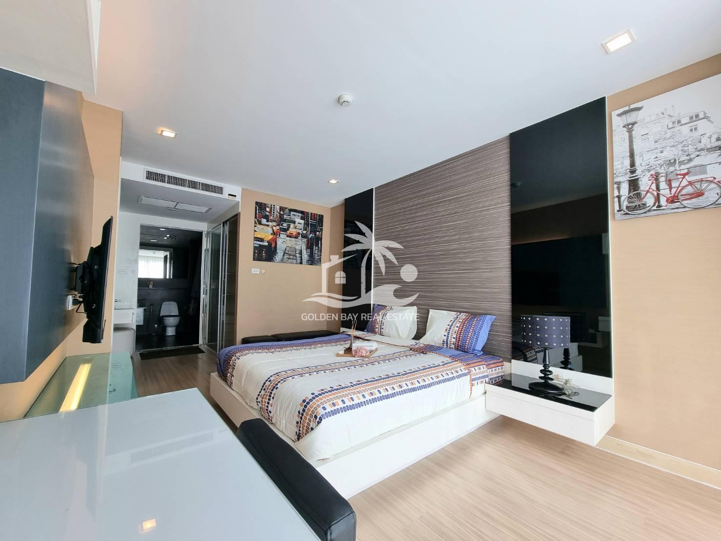 940451_0 Apus – Pattaya City