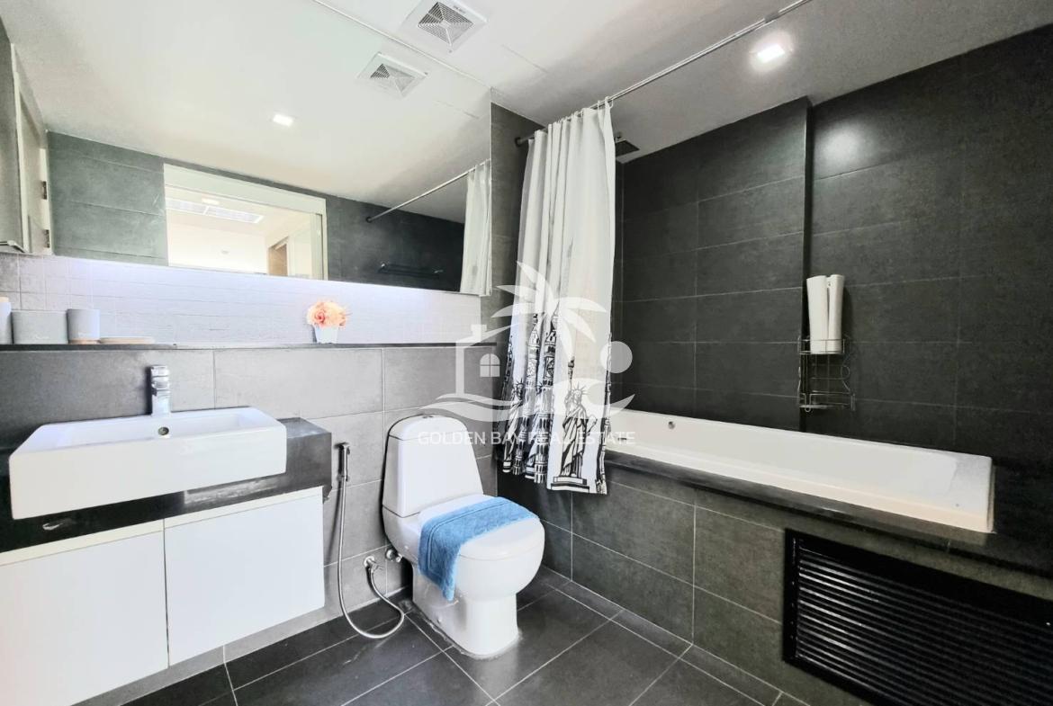 Apus – Pattaya City