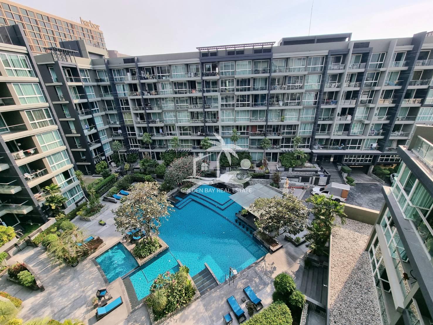 940459_0 Apus – Pattaya City