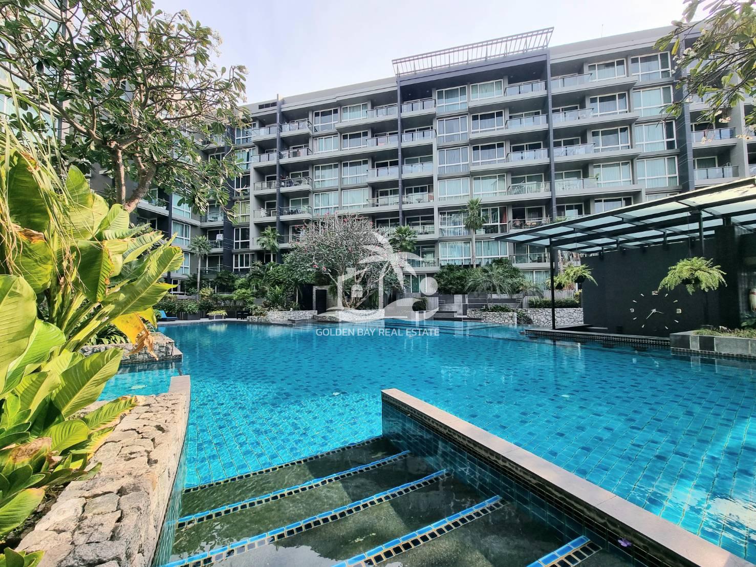 940461_0 Apus – Pattaya City
