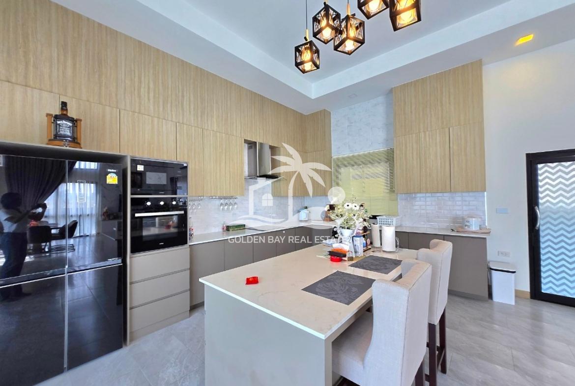 Private Pool Villa Mabprachan – East Pattaya