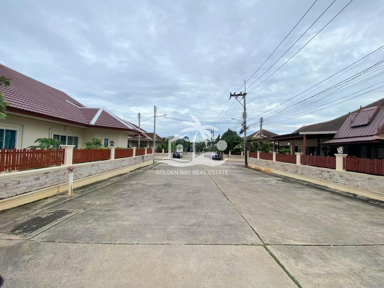 LINE_ALBUM_17022025_250217_13 Rose Land & House – East Pattaya