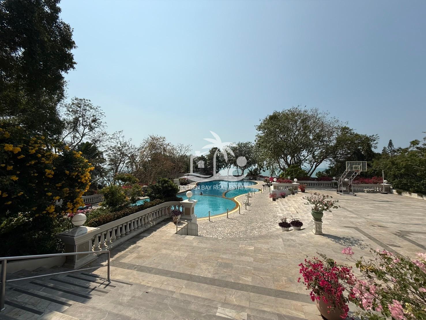LINE_ALBUM_422568 BE_250204_18 Park Beach – Wongamat