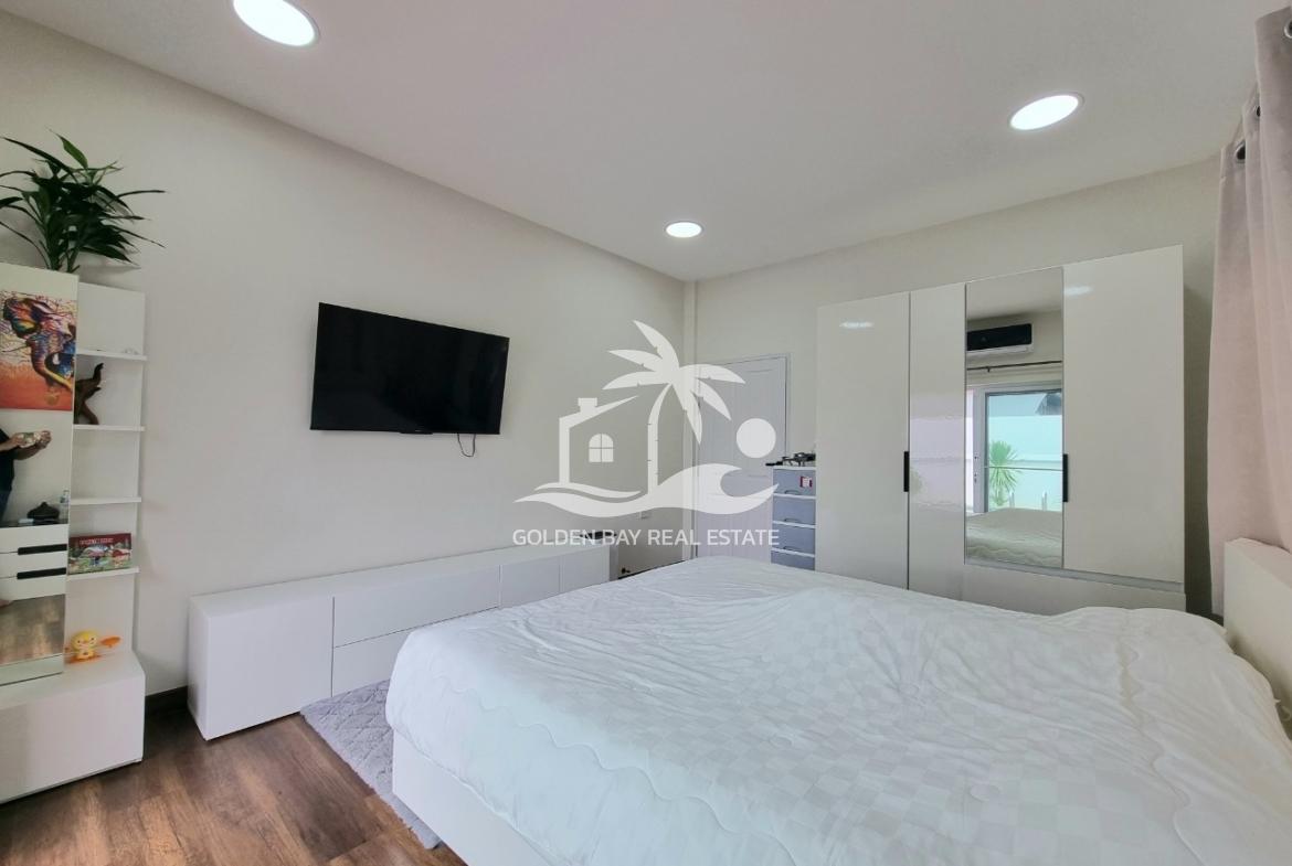 Private Pool Villa – Bang Saray