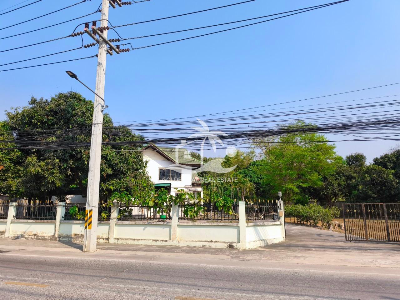 LINE_ALBUM_Private house and land for sale_250210_45 Private House at Nong Prue – East Pattaya