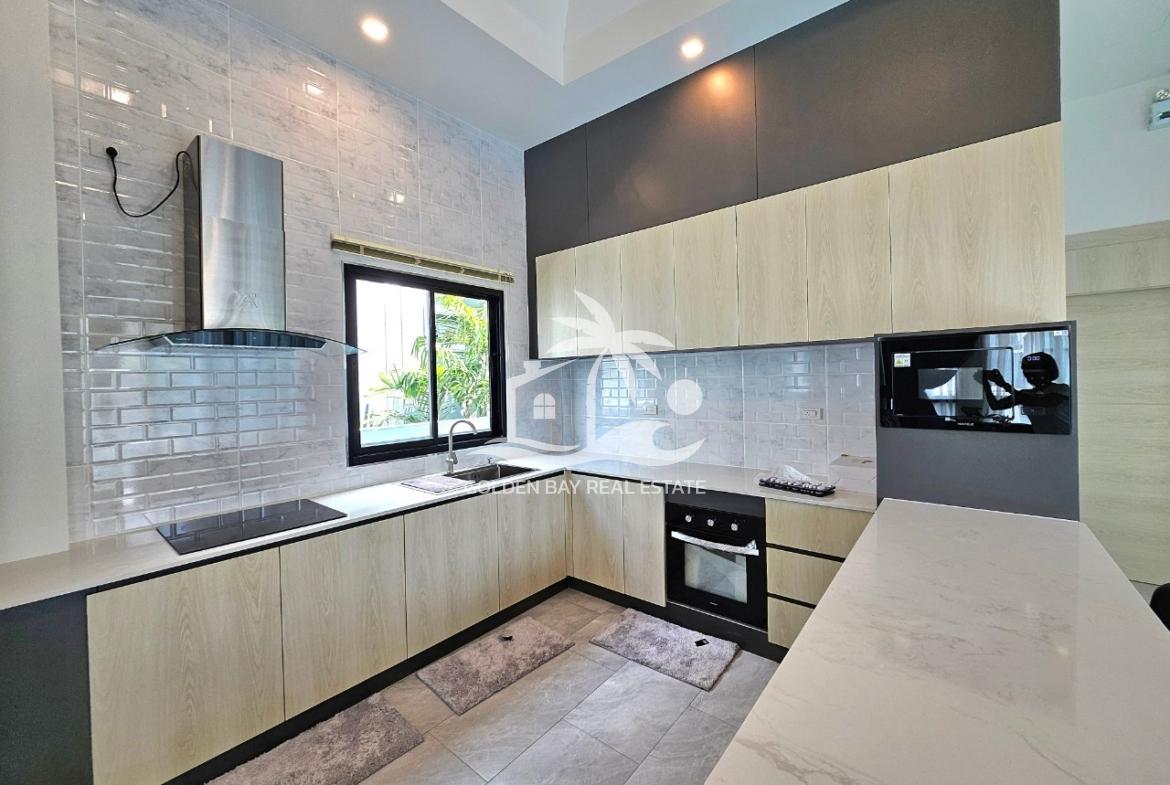 Private Pool Villa near Mabprachan Lake – East Pattaya