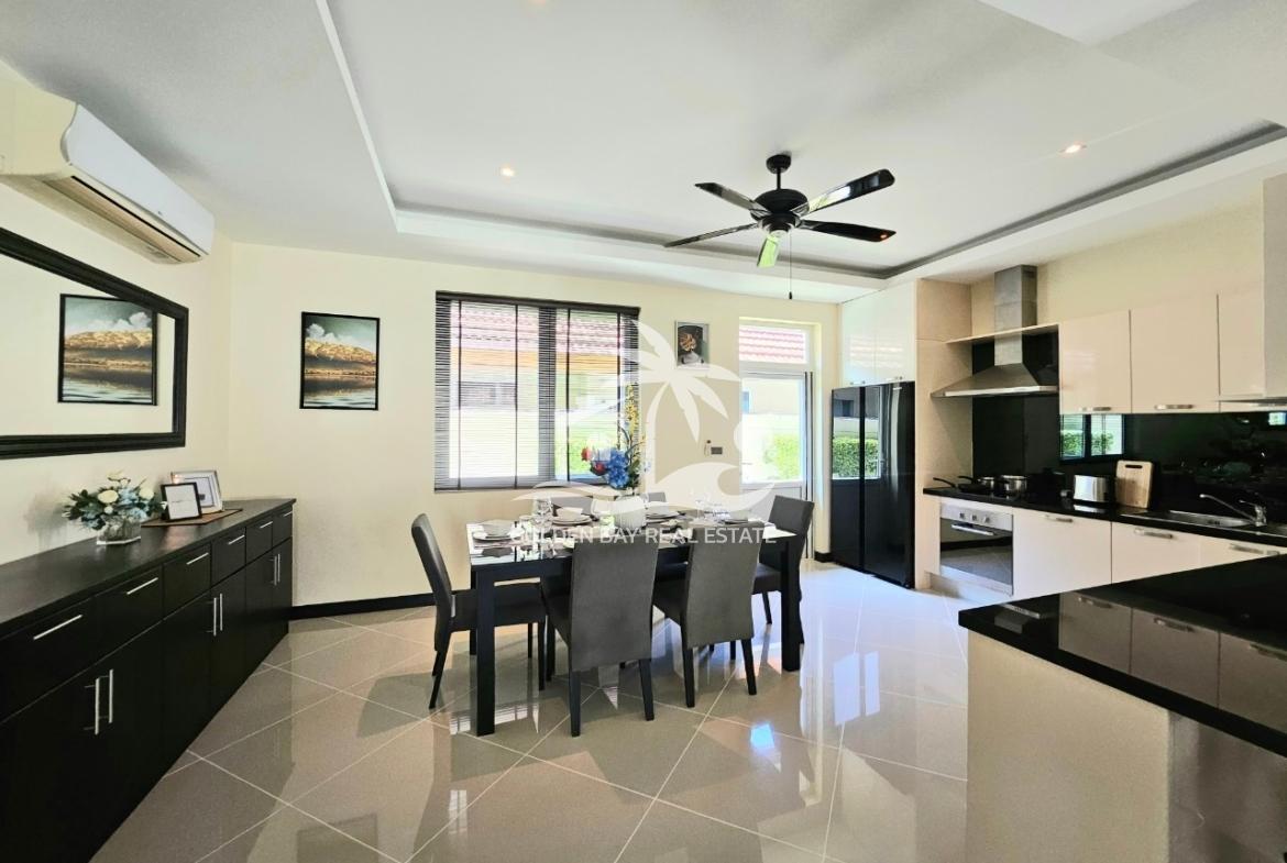 Whispering Palms – East Pattaya