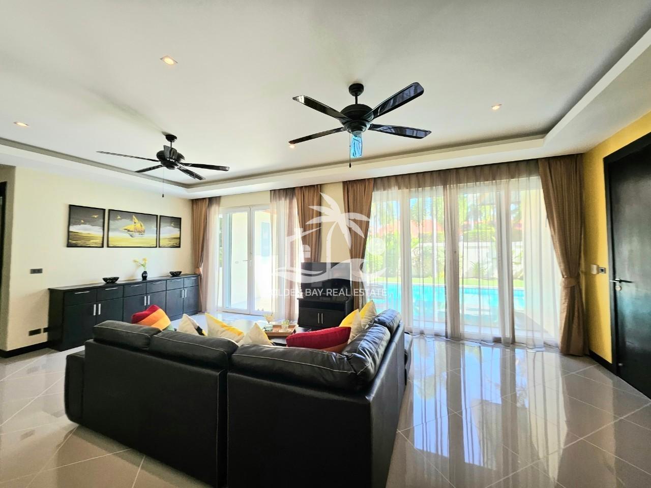 Whispering Palms – East Pattaya