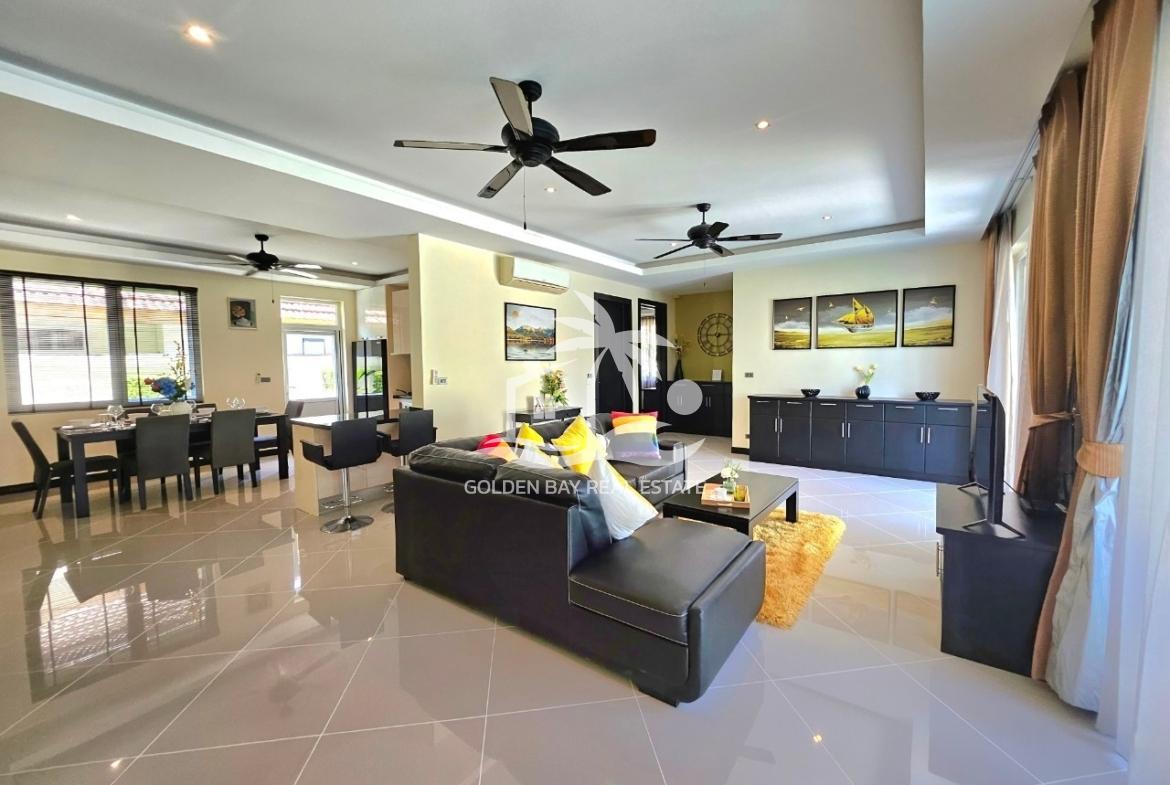 Whispering Palms – East Pattaya