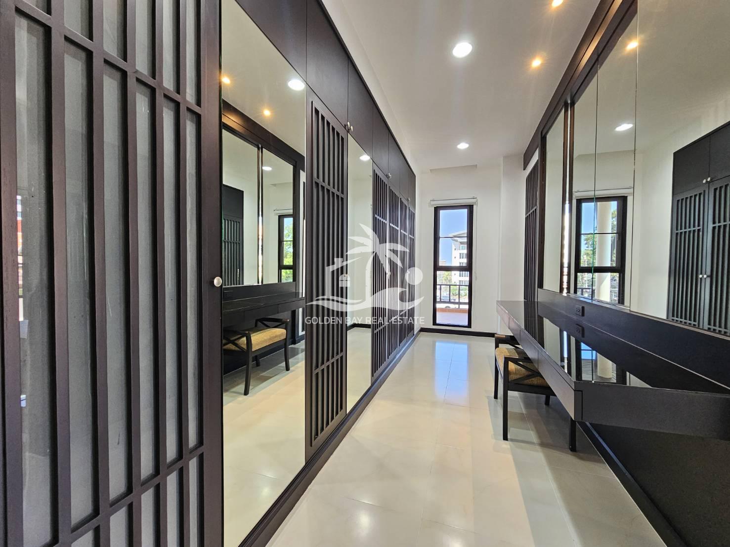 1631194_0 Luxury Pool Villa – Pratumnak Hill
