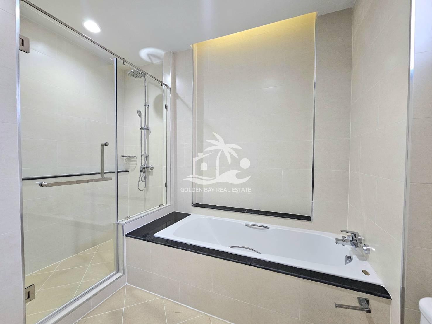 1631196_0 Luxury Pool Villa – Pratumnak Hill