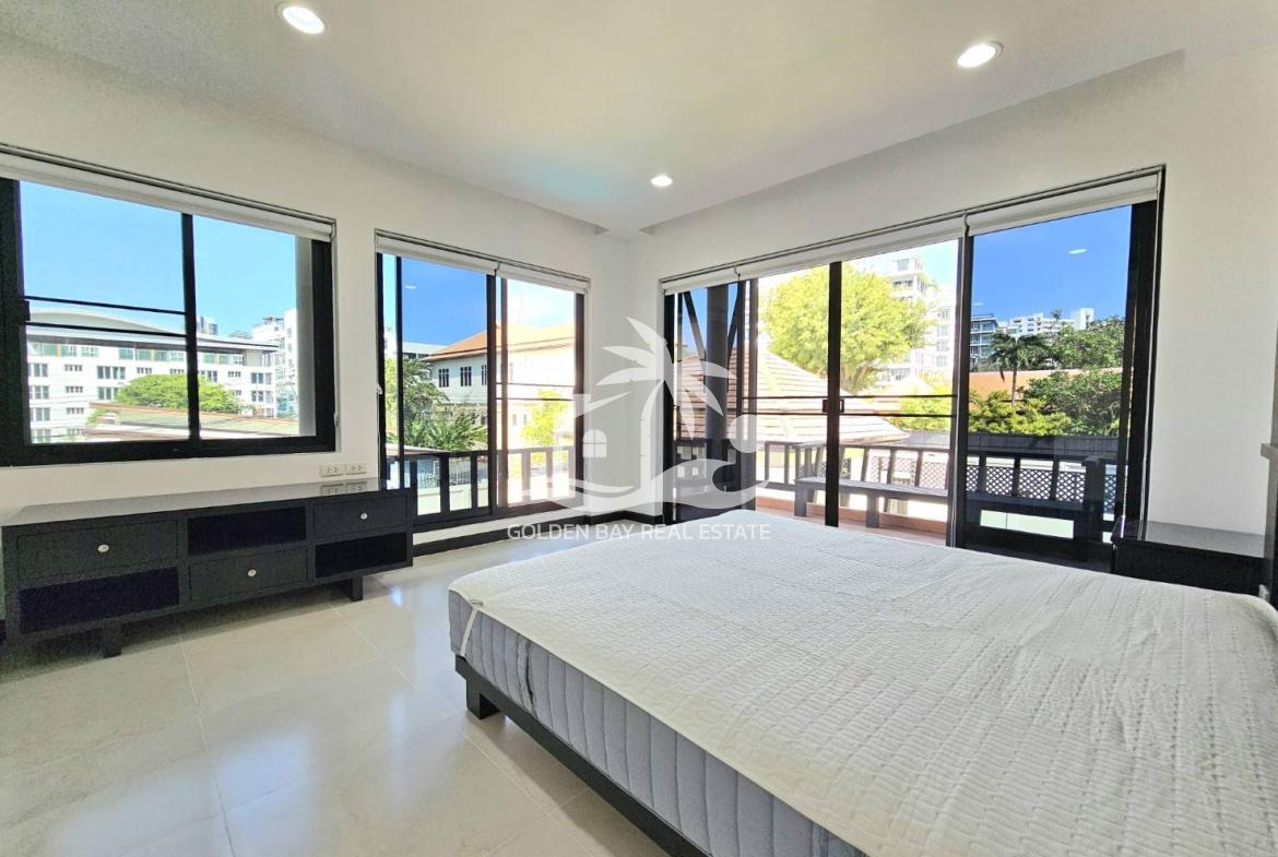 Luxury Pool Villa – Pratumnak Hill