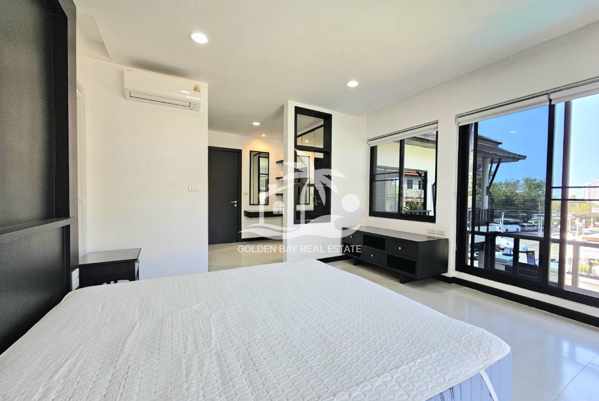 Luxury Pool Villa – Pratumnak Hill