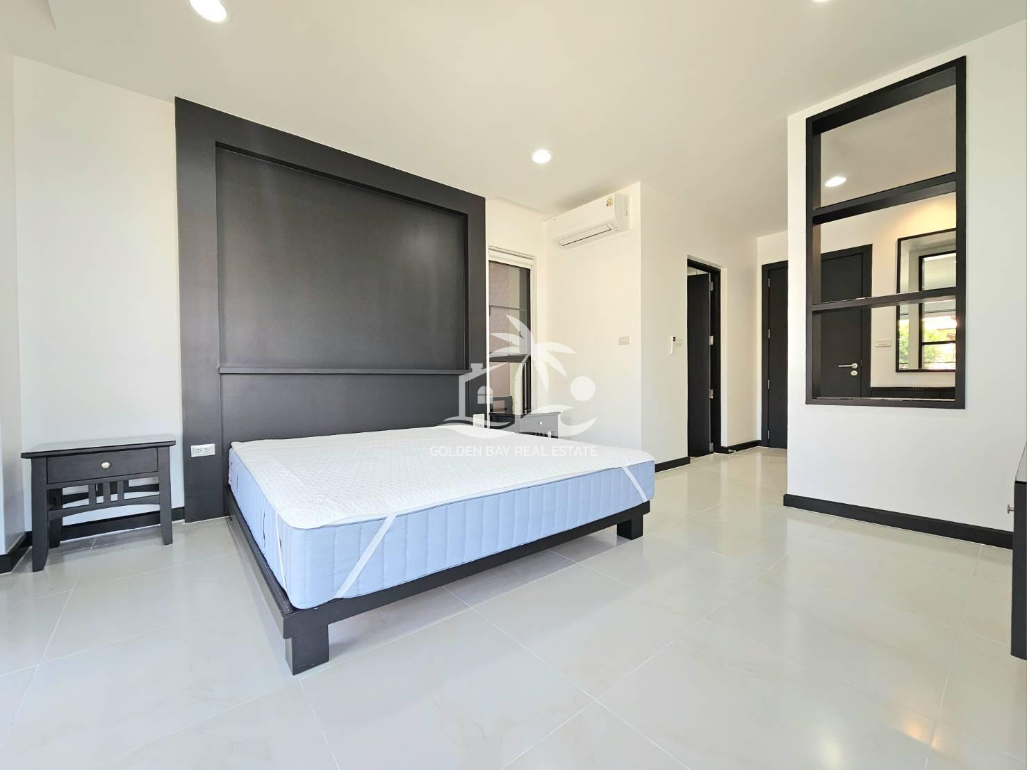 1631202_0 Luxury Pool Villa – Pratumnak Hill