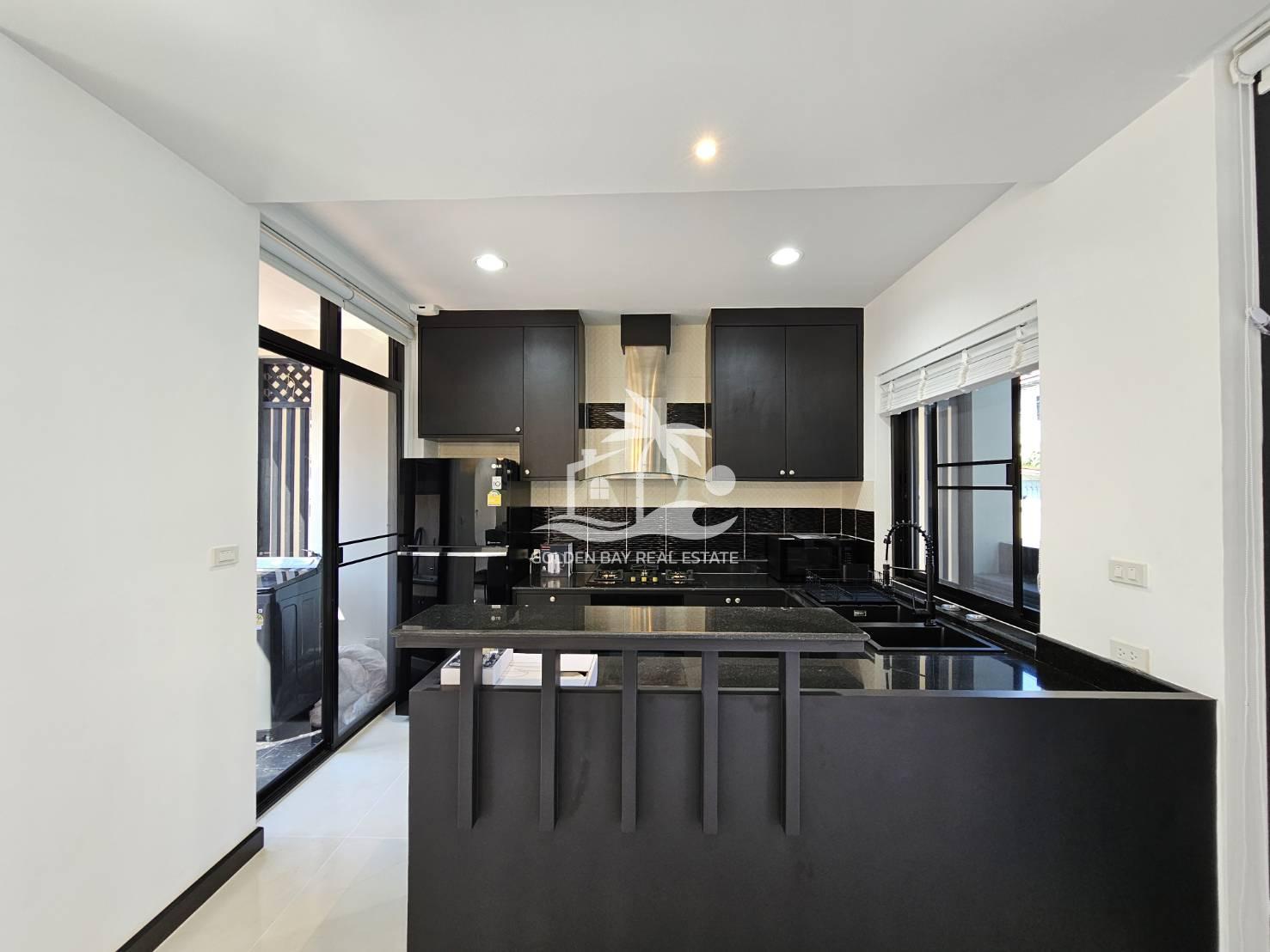 1631208_0 Luxury Pool Villa – Pratumnak Hill