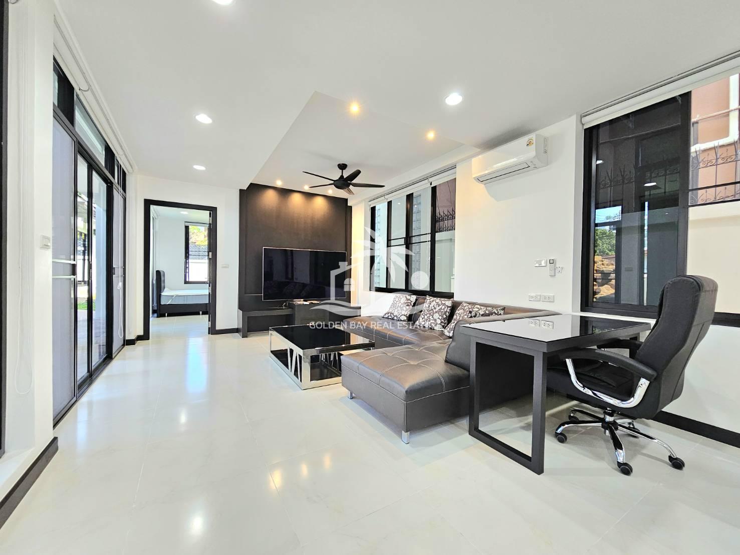 1631215_0 Luxury Pool Villa – Pratumnak Hill