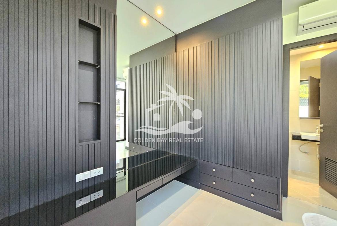 Luxury Pool Villa – Pratumnak Hill