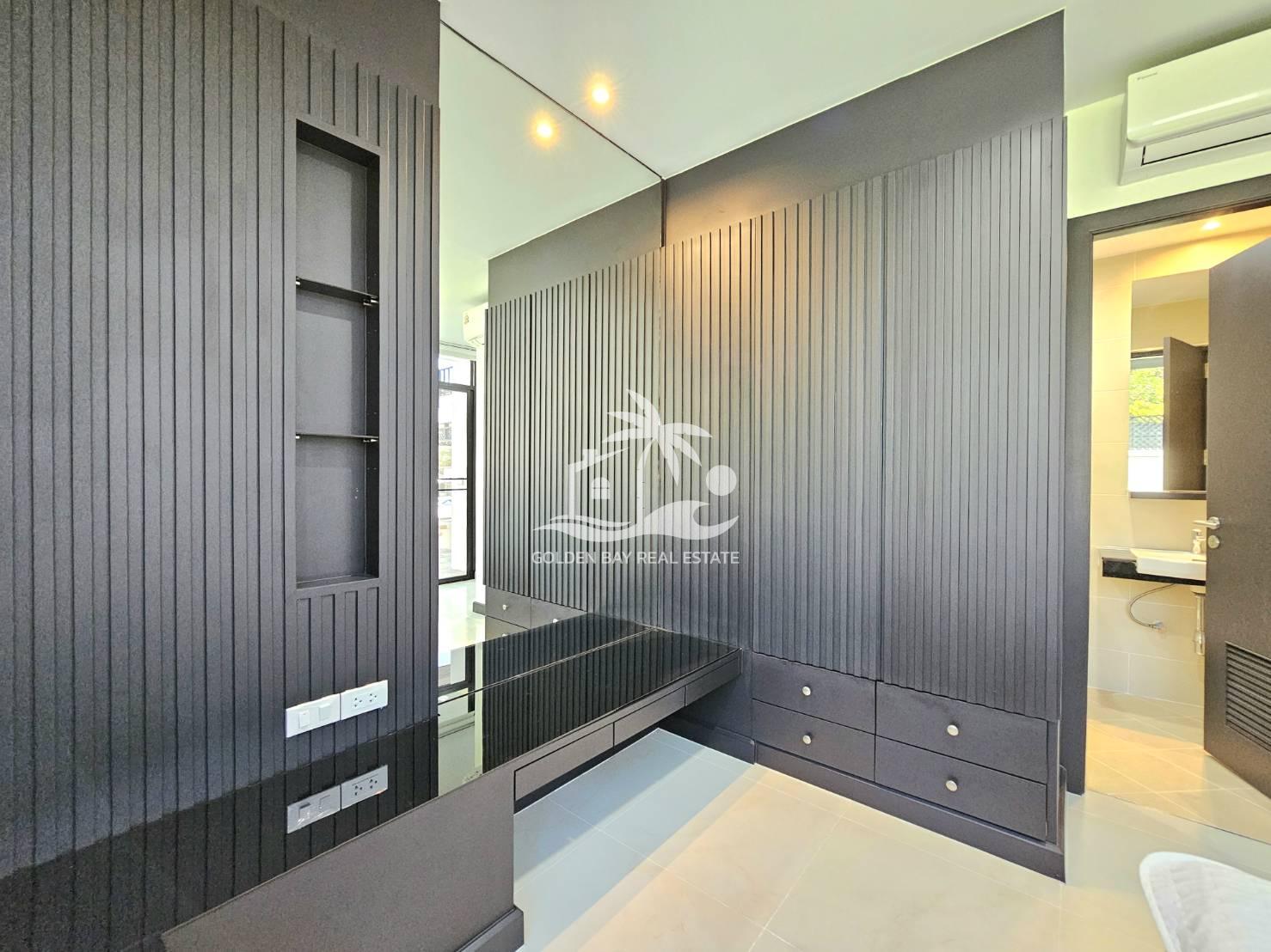 1631220_0 Luxury Pool Villa – Pratumnak Hill