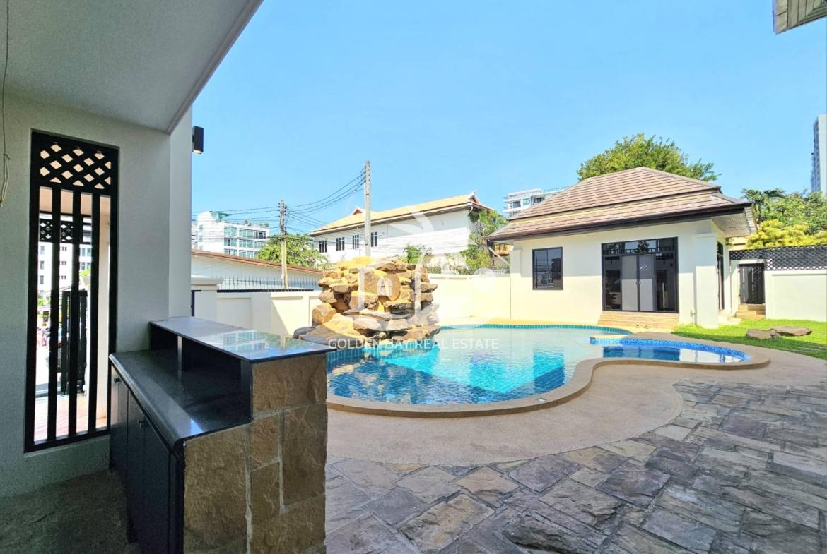 Luxury Pool Villa – Pratumnak Hill