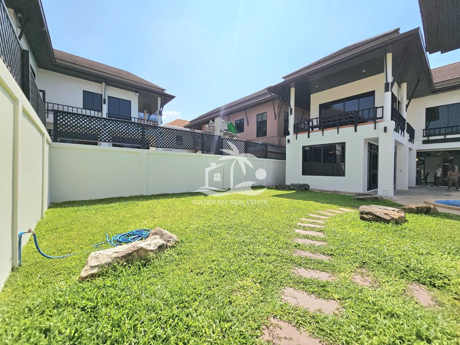 1631230_0 Luxury Pool Villa – Pratumnak Hill