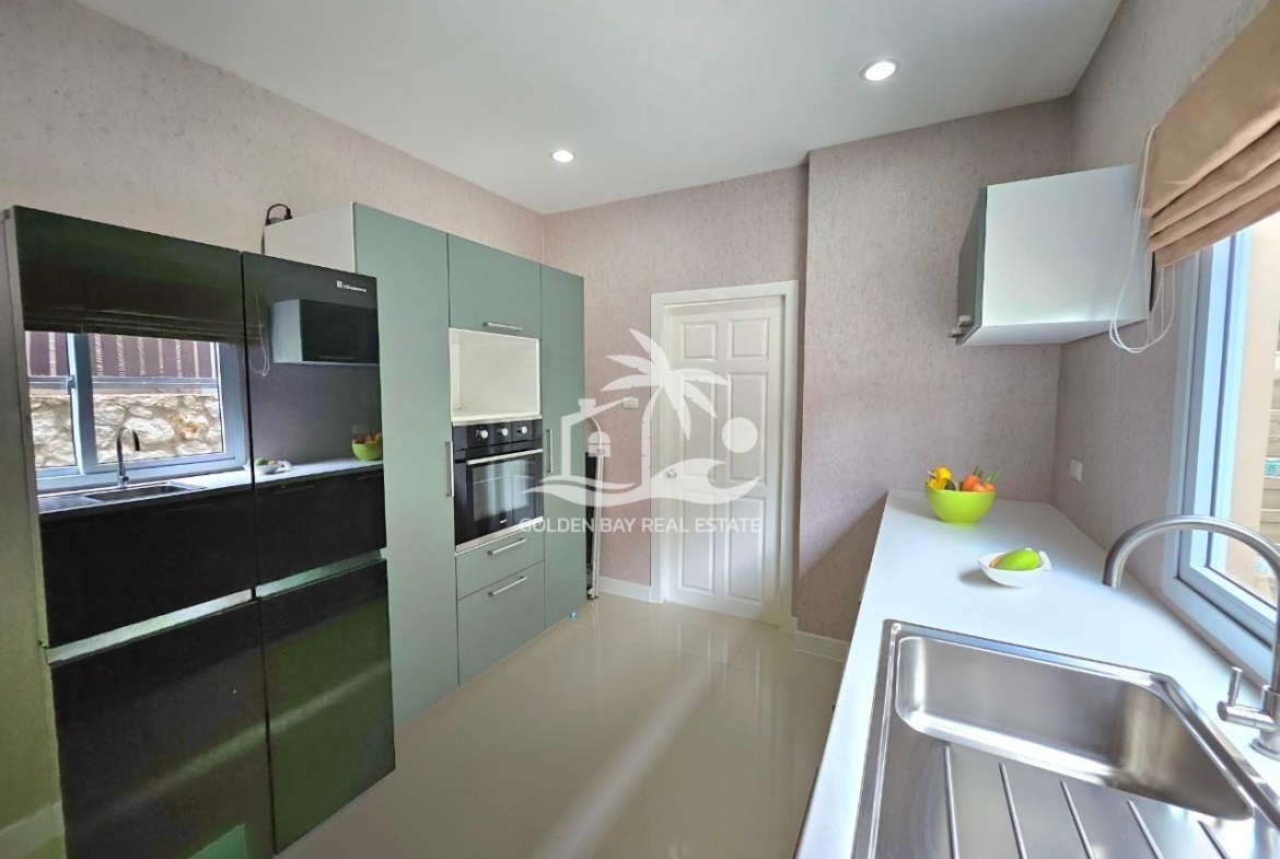 Censiri 16 – East Pattaya
