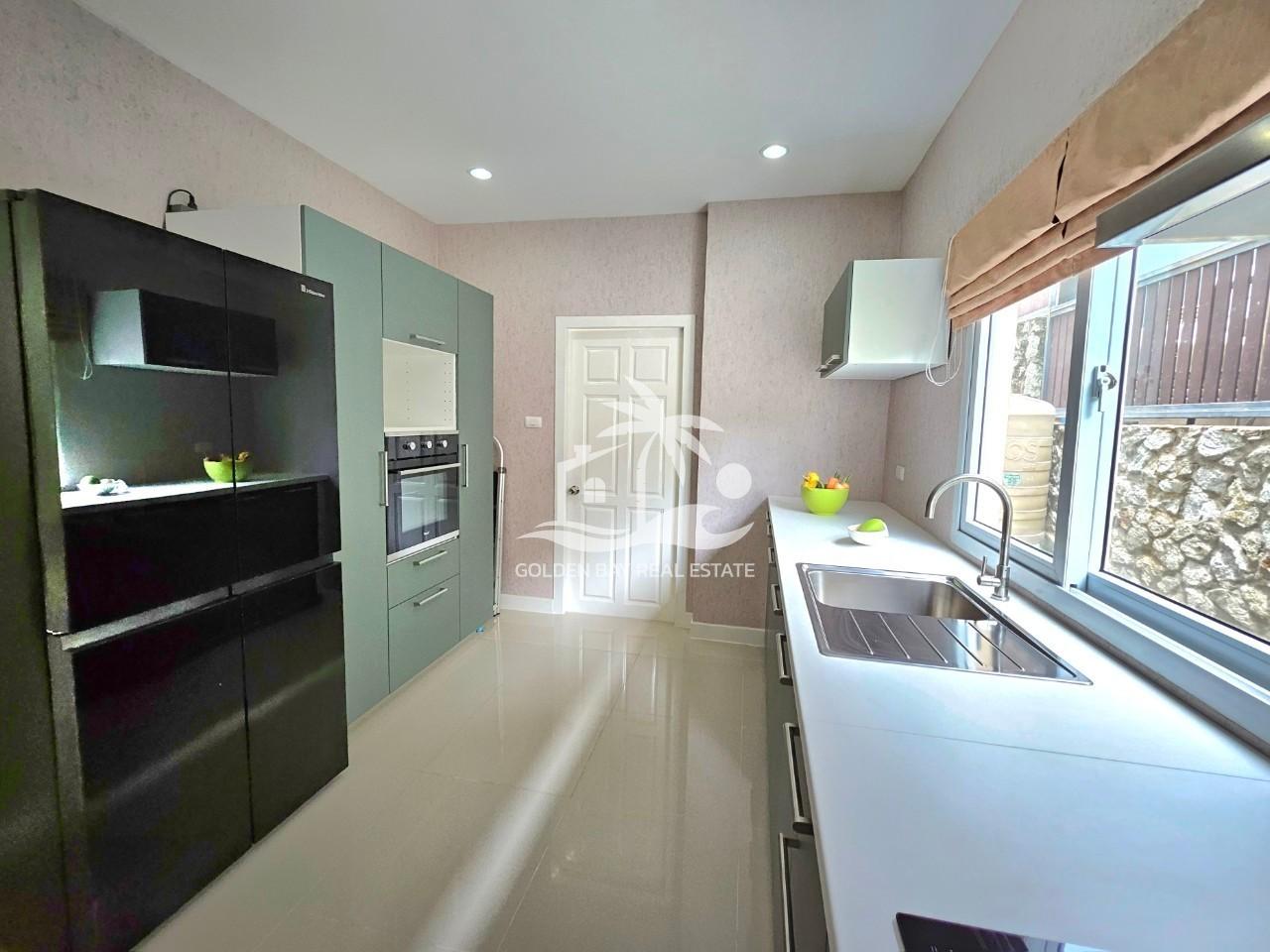Censiri 16 – East Pattaya