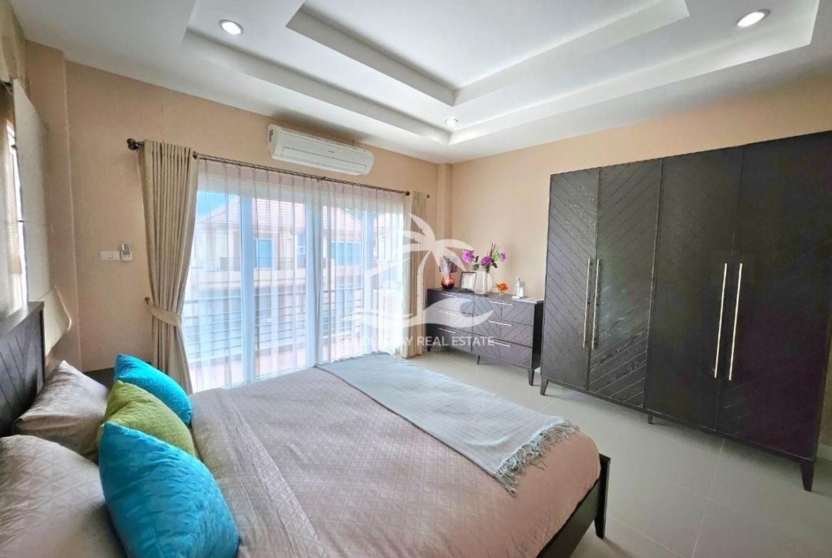 Censiri 16 – East Pattaya
