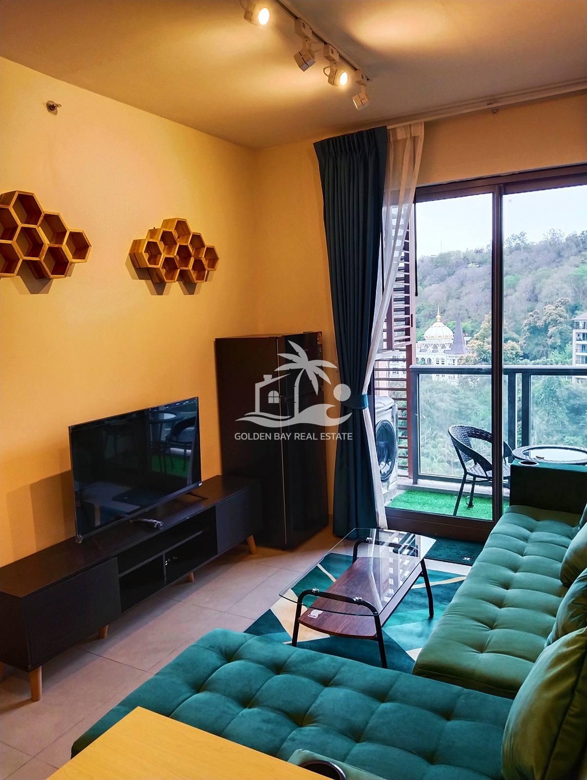 Unixx – Pratumnak Hill