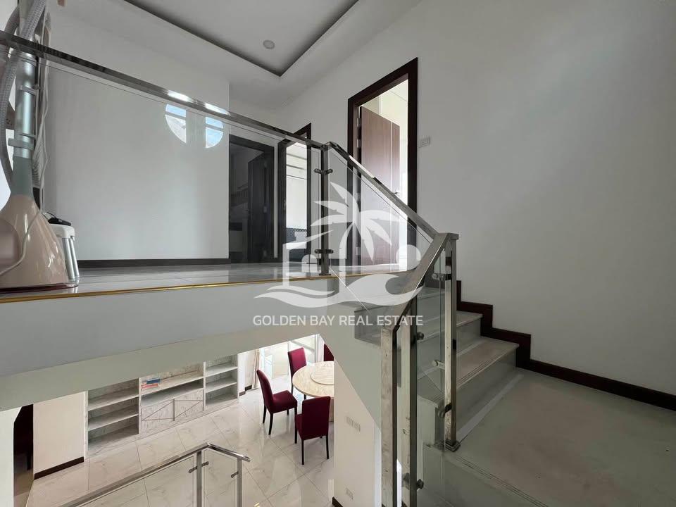 Ban Fah Rim Haad – Jomtien