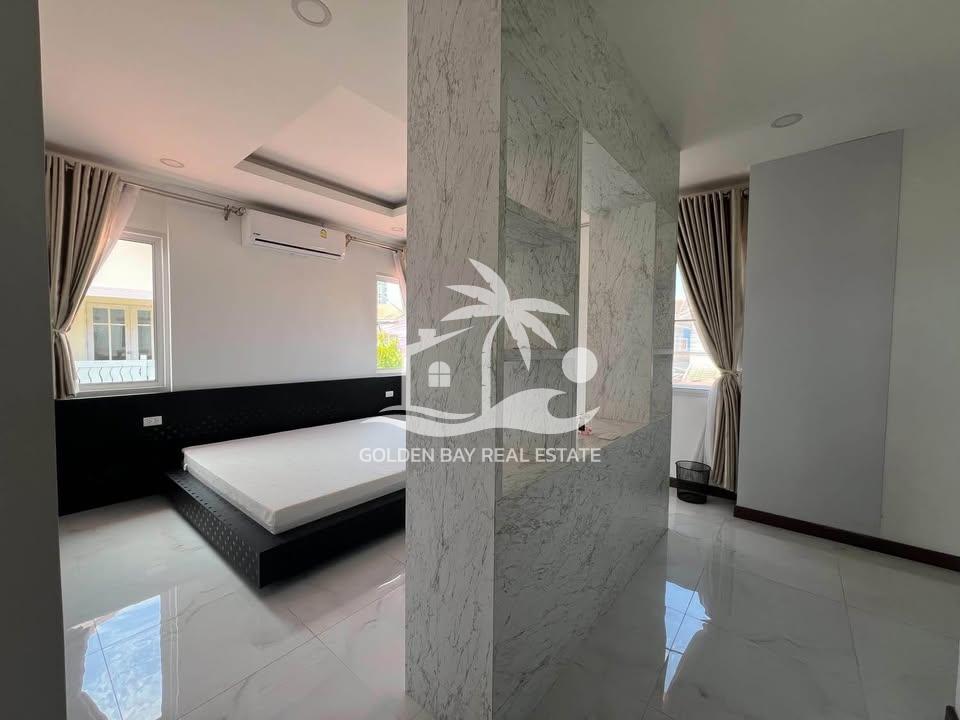 Ban Fah Rim Haad – Jomtien