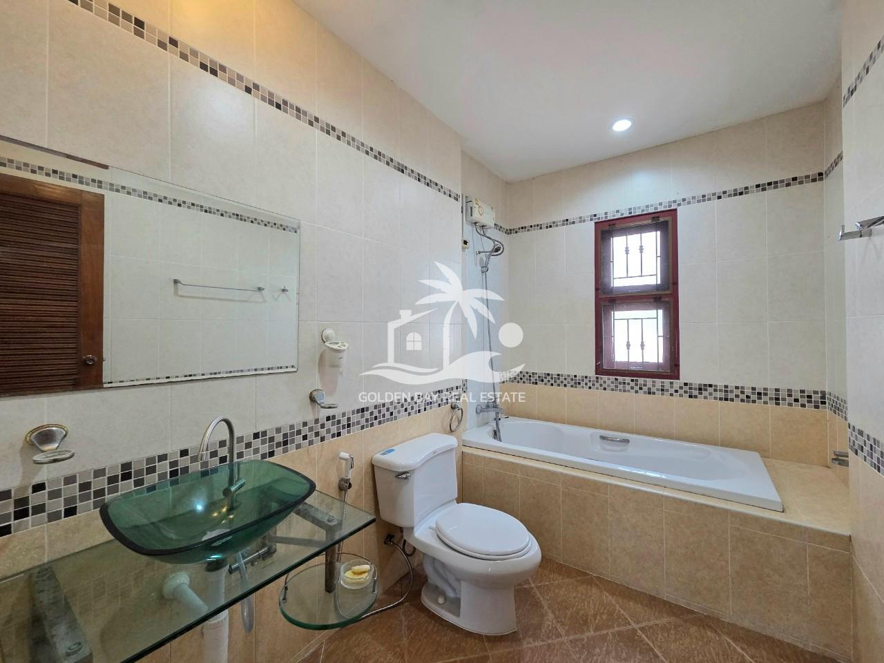 LINE_ALBUM_25032025_250325_13 Impress House – East Pattaya