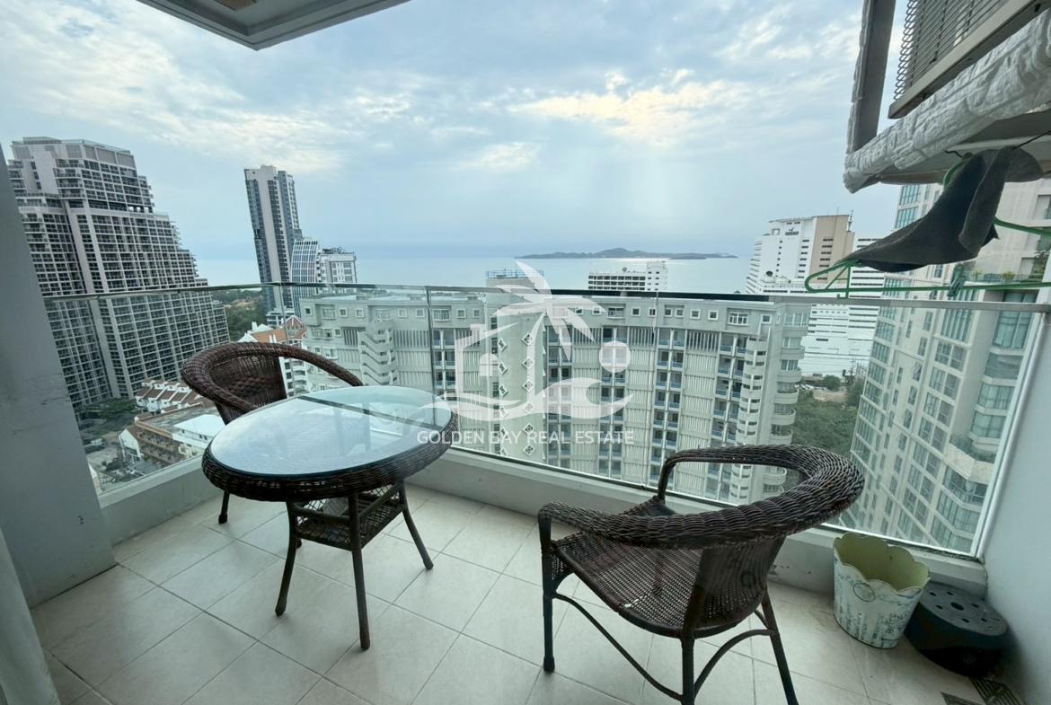 The Cliff Residence – Pratumnak Hill