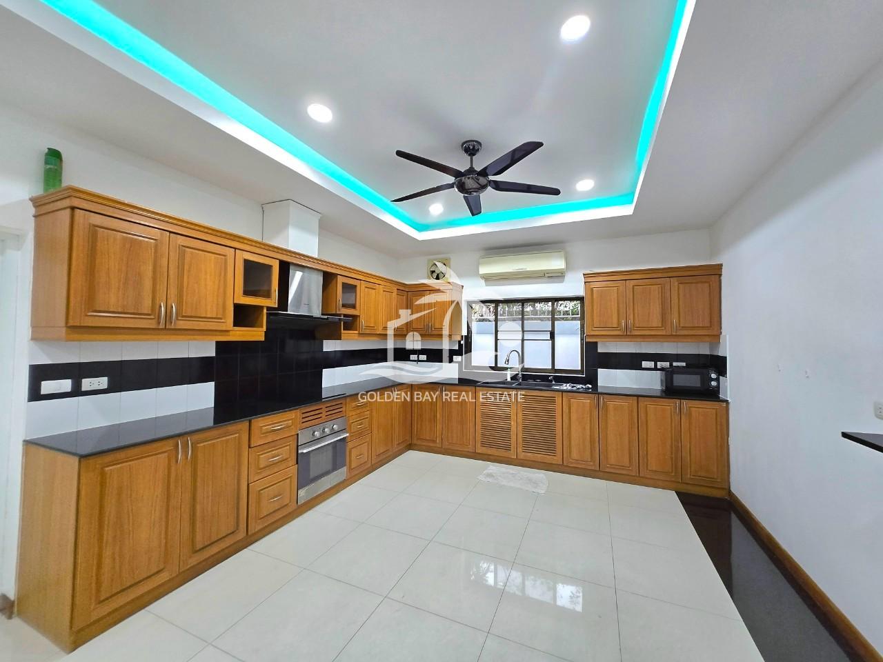 Lakeside Estate – East Pattaya