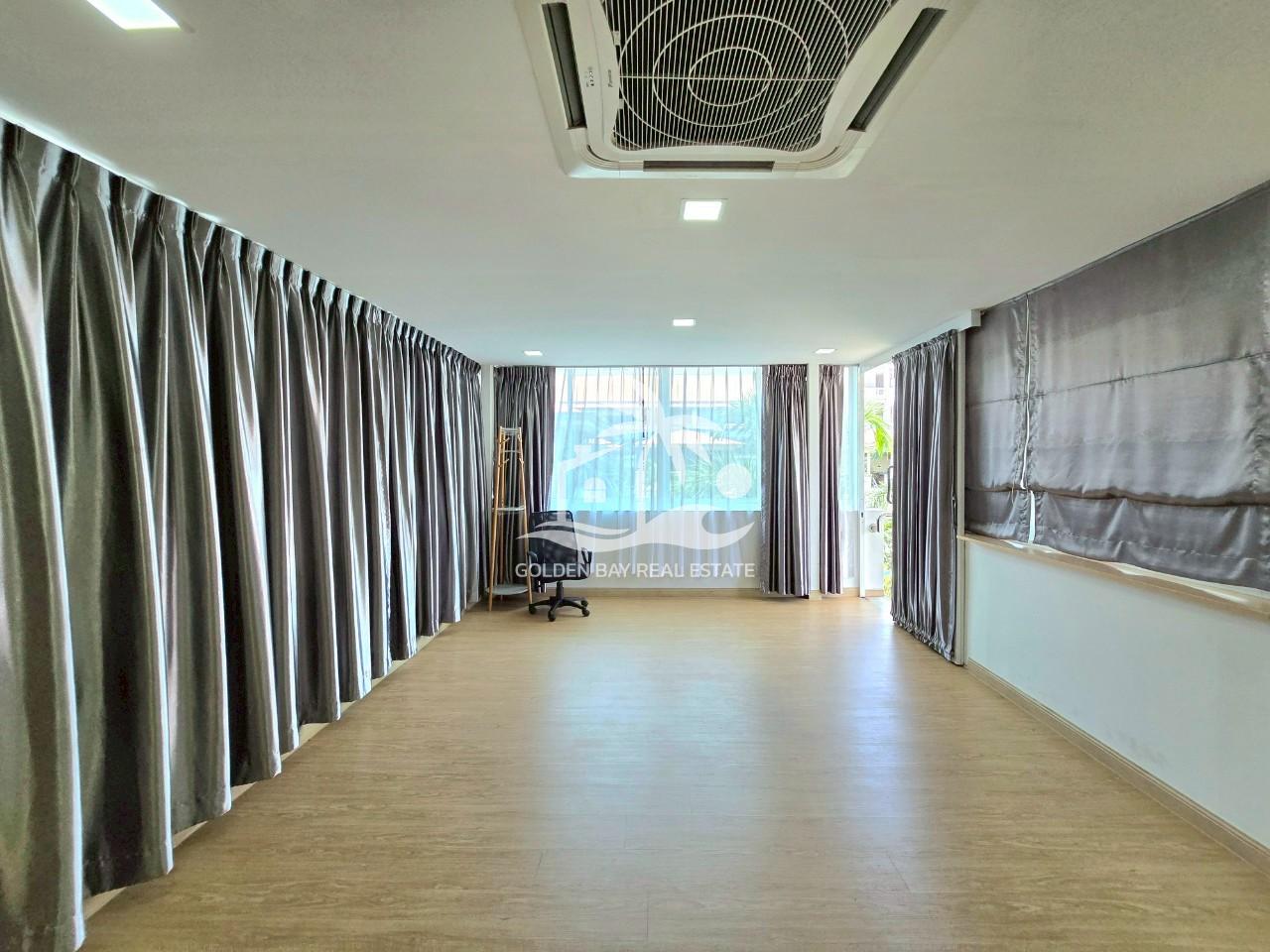 1 (1) Villa Norway Resort 1 – Pratumnak Hill