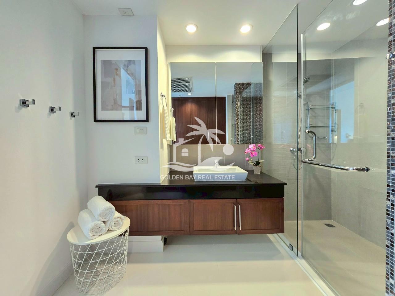 The Axis Condominium – Pratumnak Hill