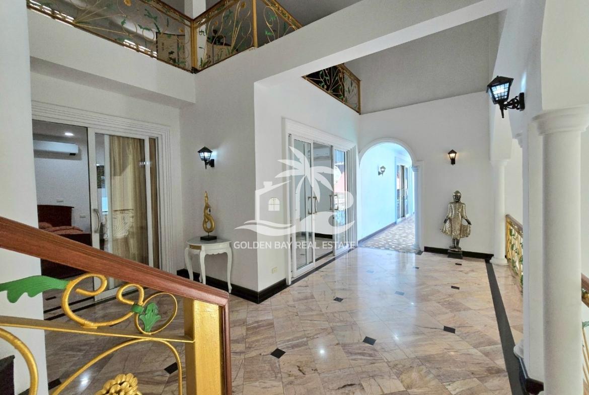 Jomtien Palace – Jomtien